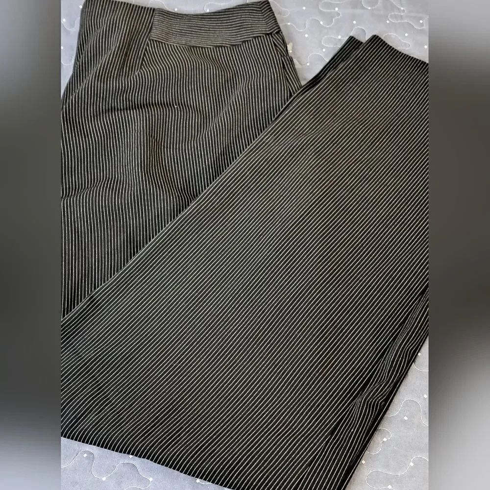 Apt. 9 Maxwell black pinstripe pants size 16